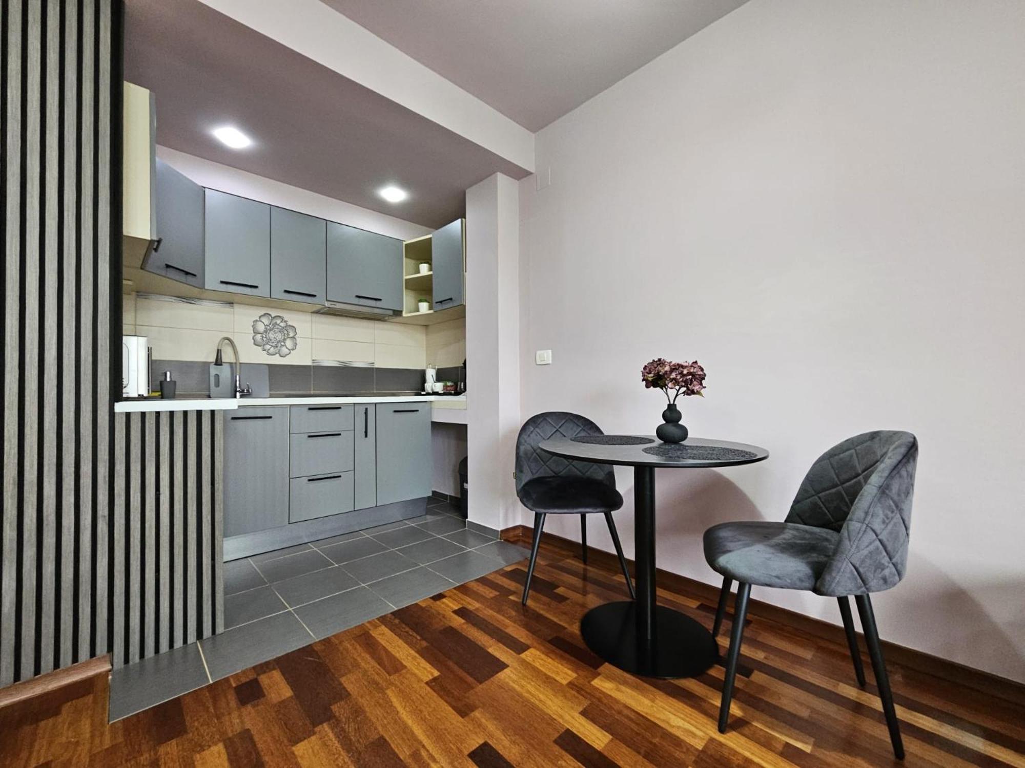 Central Sweet Apartment Self Check-In Timişoara Exterior foto